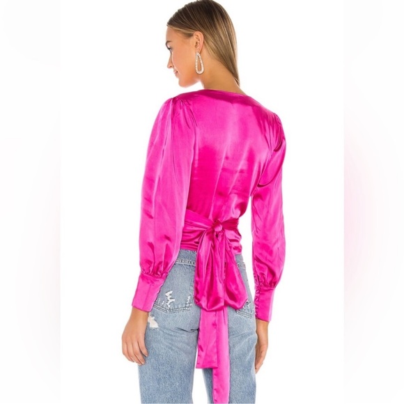 NWOT Lovers and Friends Greyson Top in Magenta Pink size small - Picture 2 of 6